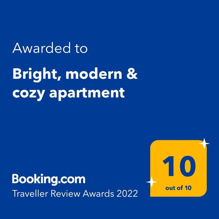 Bright, Modern & Cozy Apartment Tuzla Bagian luar foto