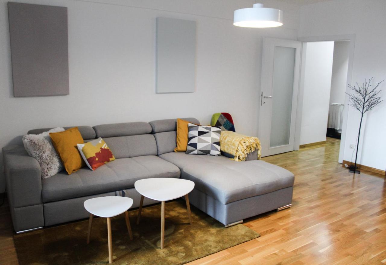 Bright, Modern & Cozy Apartment Tuzla Bagian luar foto