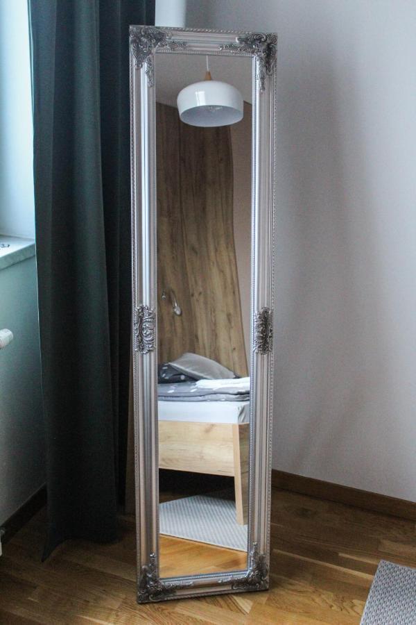 Bright, Modern & Cozy Apartment Tuzla Bagian luar foto