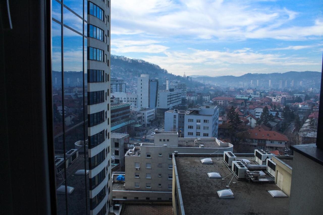 Bright, Modern & Cozy Apartment Tuzla Bagian luar foto