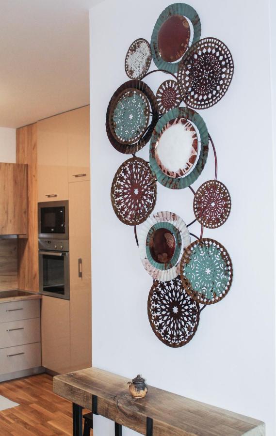 Bright, Modern & Cozy Apartment Tuzla Bagian luar foto